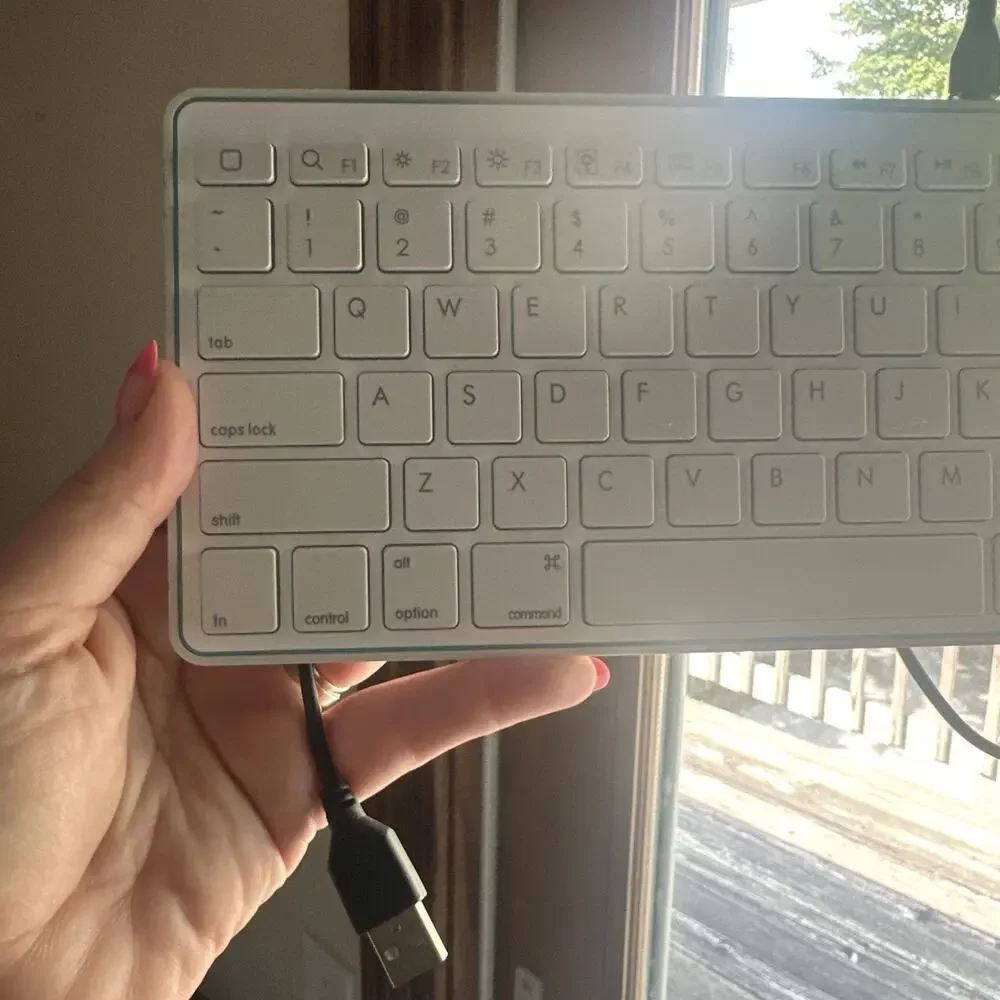 OMOTON Wired Keyboard Type-C